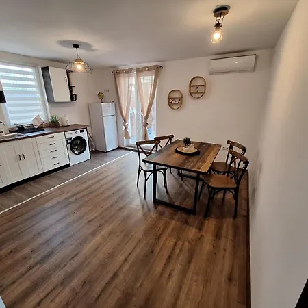 бохо 2 Apartment Primorsko