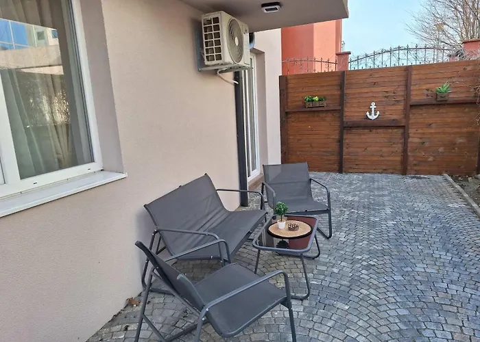 דירה бохо 2 פרימורסקו